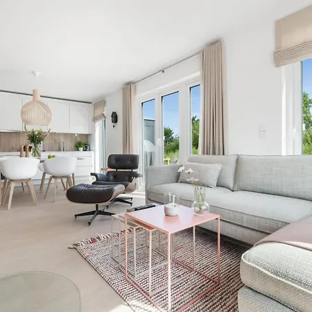 Lazy Days Apartment *